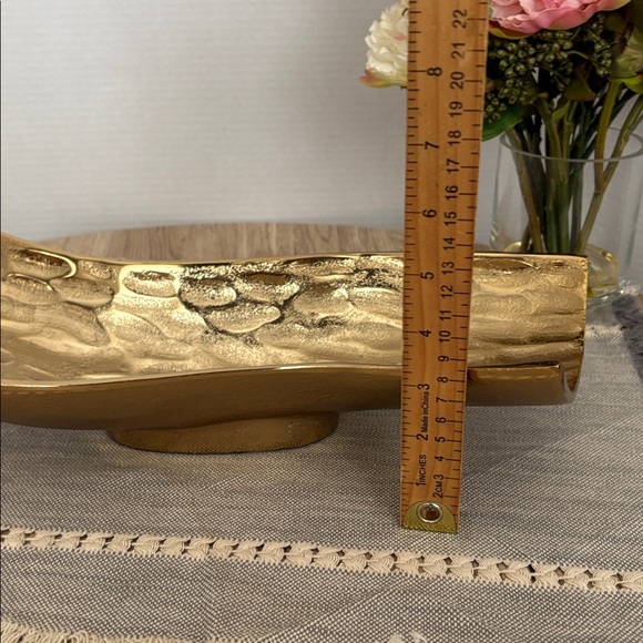 Rectangular Gold Textured Decorative Bowl - Picture 7 of 8